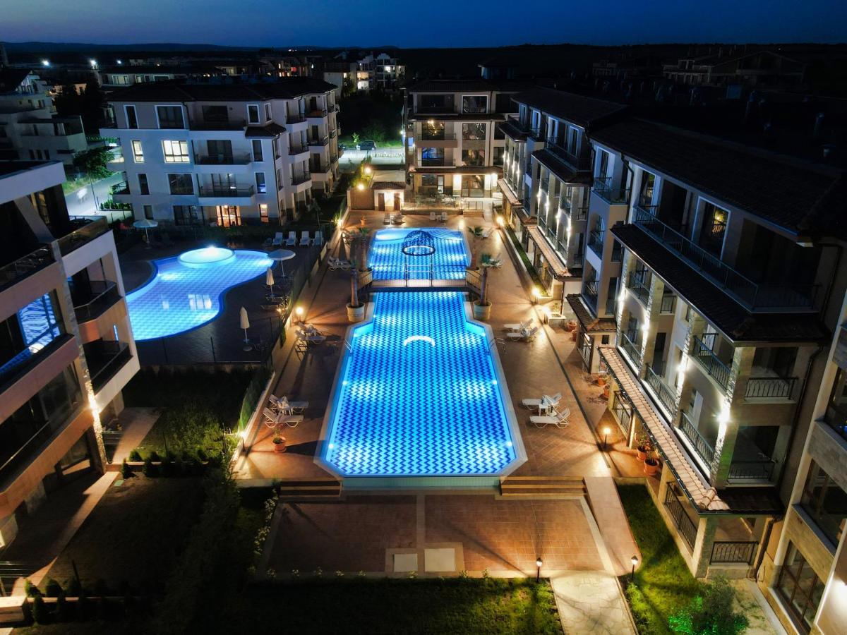 Burgas Beach Resort 2 Apartments Extérieur photo